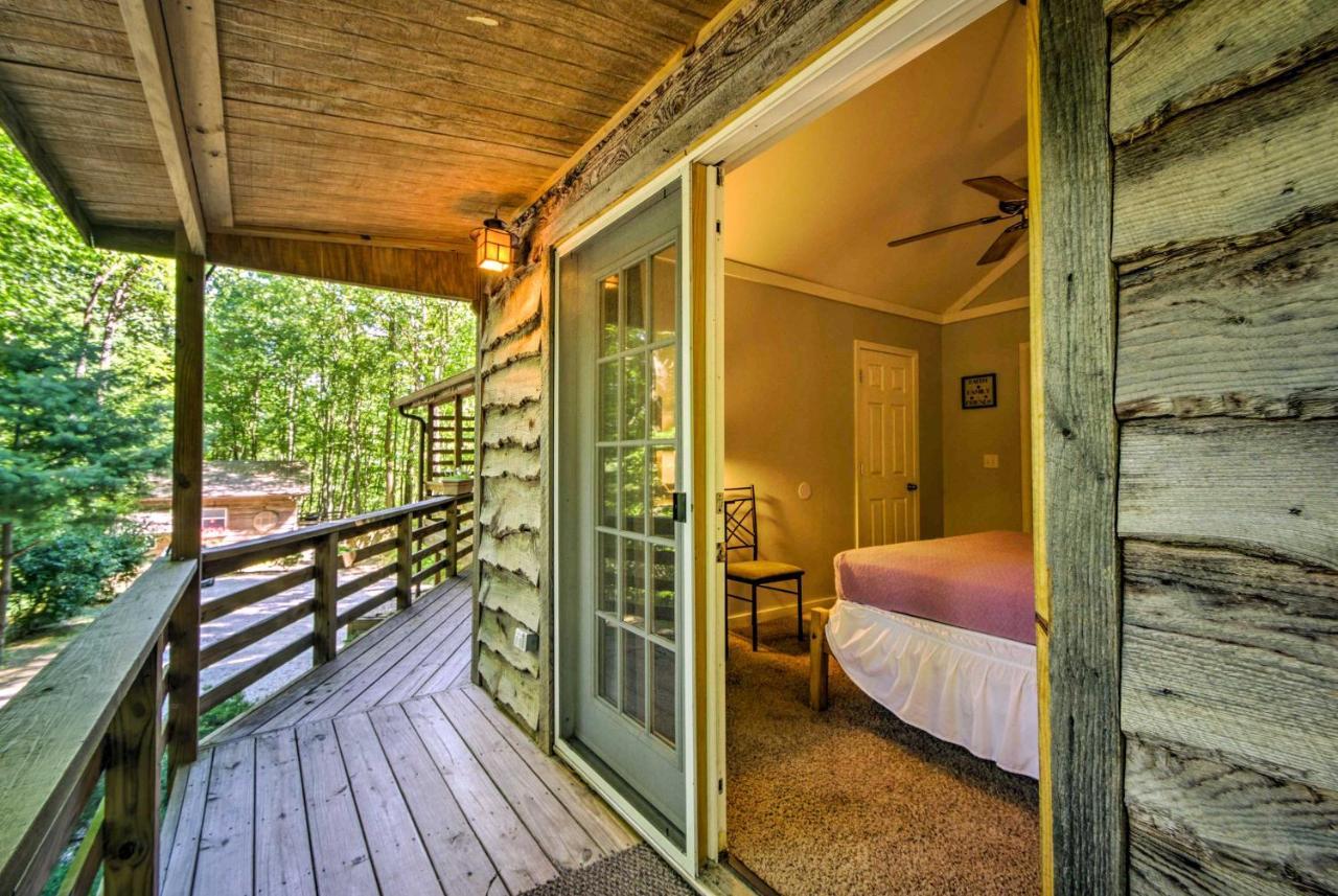 Cozy The Woodshop Cabin With Deck And Forest Views! Robbinsville Luaran gambar