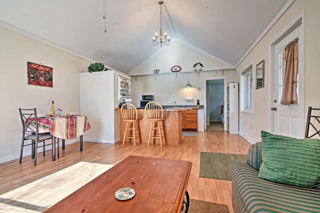 Cozy The Woodshop Cabin With Deck And Forest Views! Robbinsville Luaran gambar